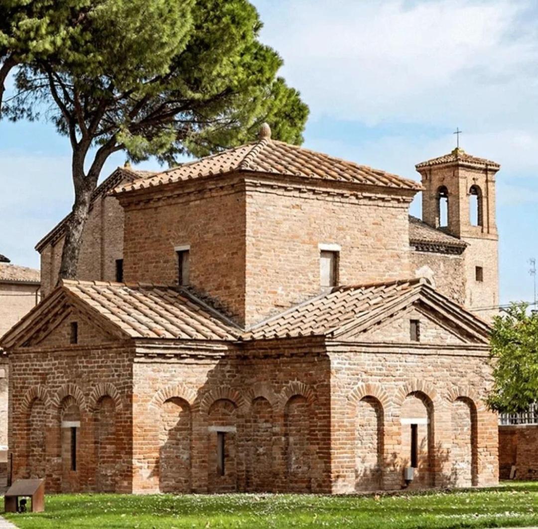 Toscana Home Ravenna Bagian luar foto