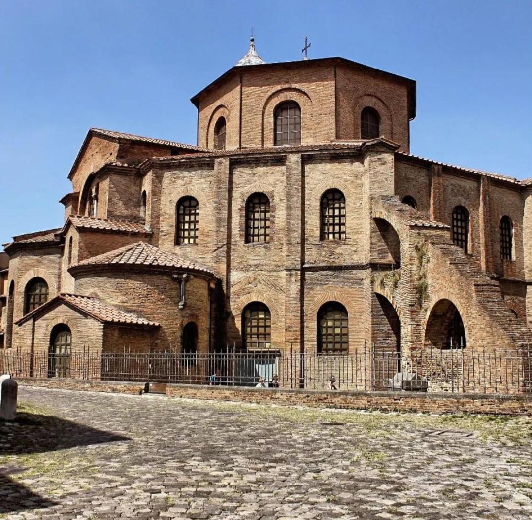 Toscana Home Ravenna Bagian luar foto